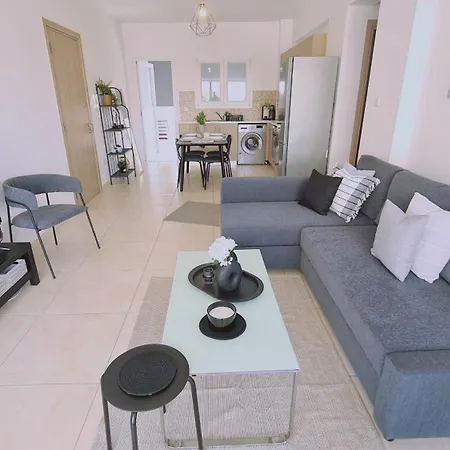 Novel Apartman